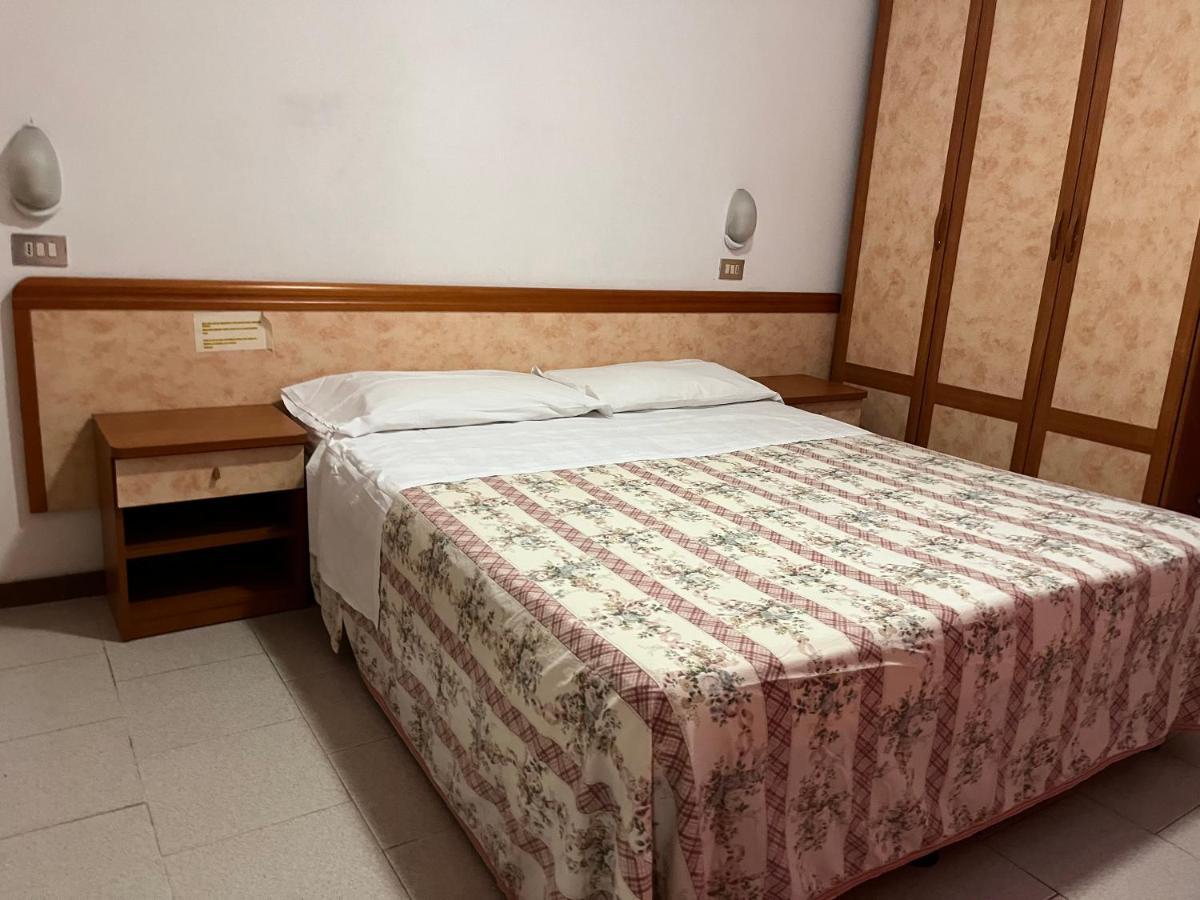 Hotel Zucconi Montecatini Terme Ngoại thất bức ảnh